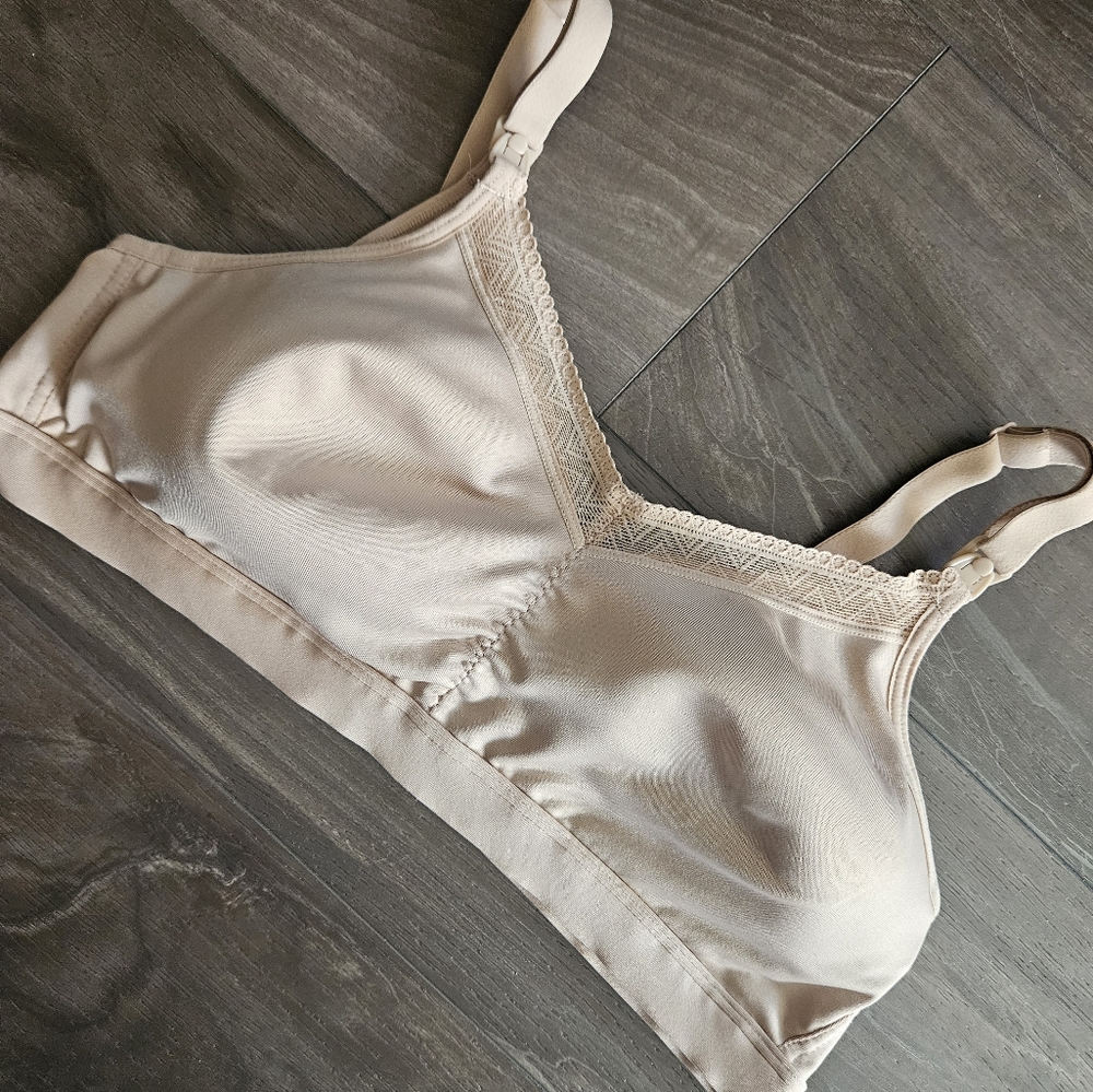 Playtex Nursing Bra Size small